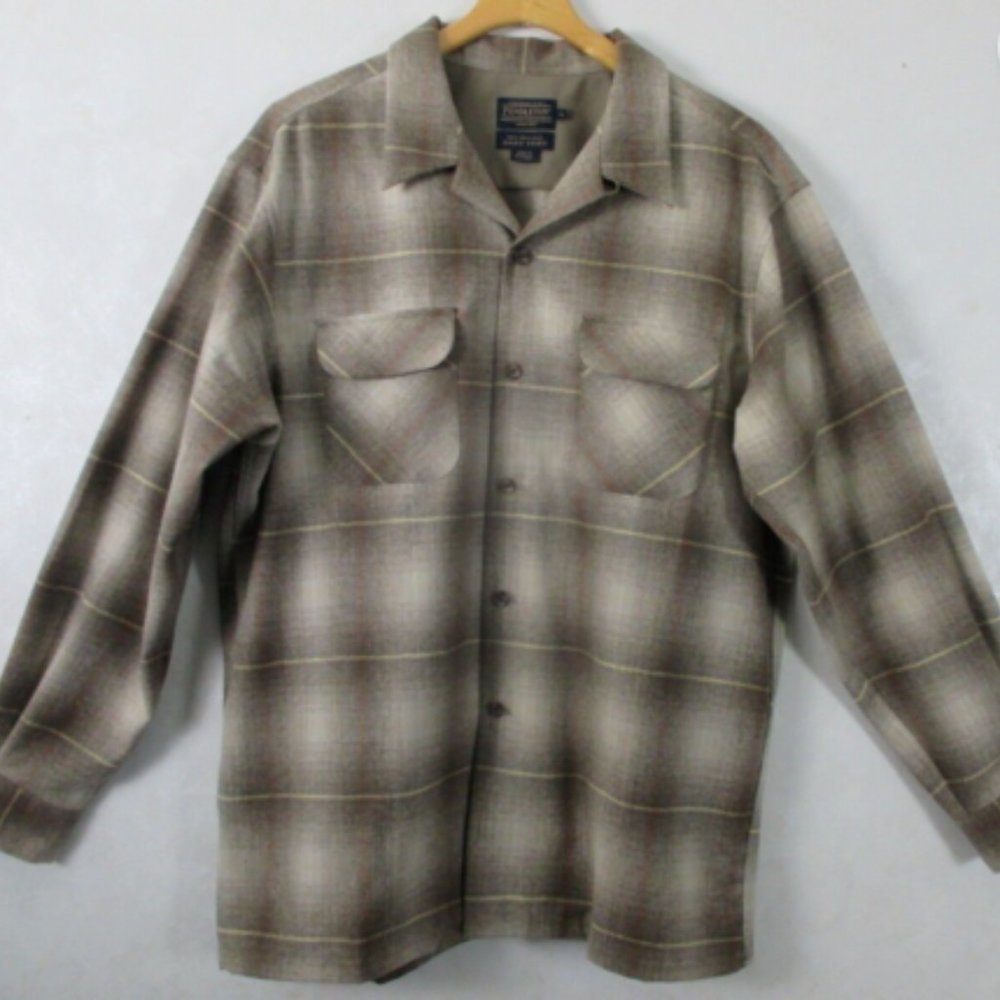 Pendleton Original Board Shirt XL Brown Plaid 100% Virgin Wool Flap Pockets USA